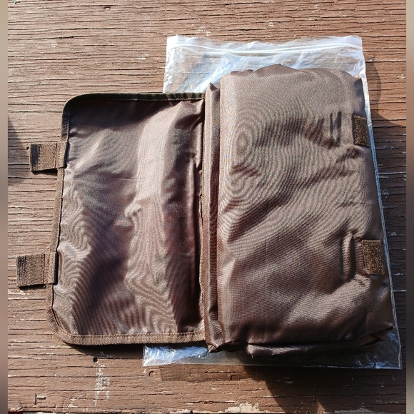 Thirty-One About Town Blanket - Picture 2 of 12